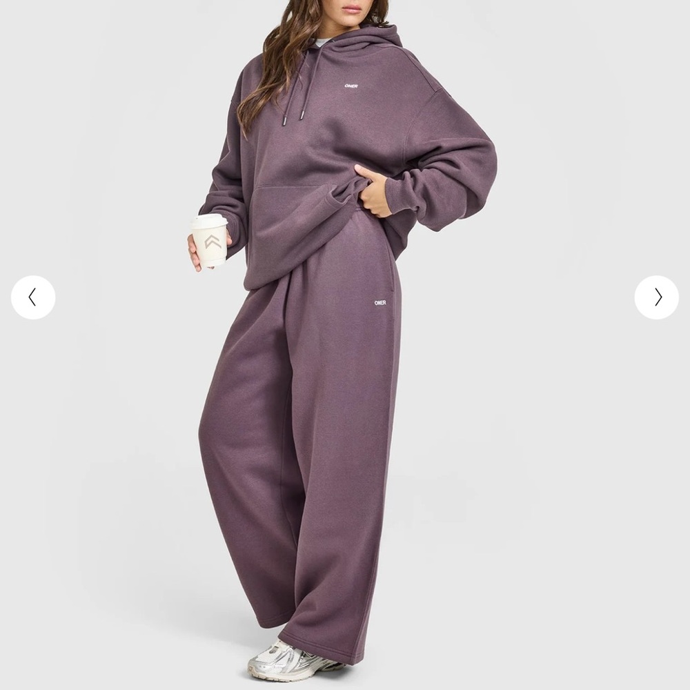 FOUNDATIONS OVERSIZED STRAIGHT LEG JOGGERS